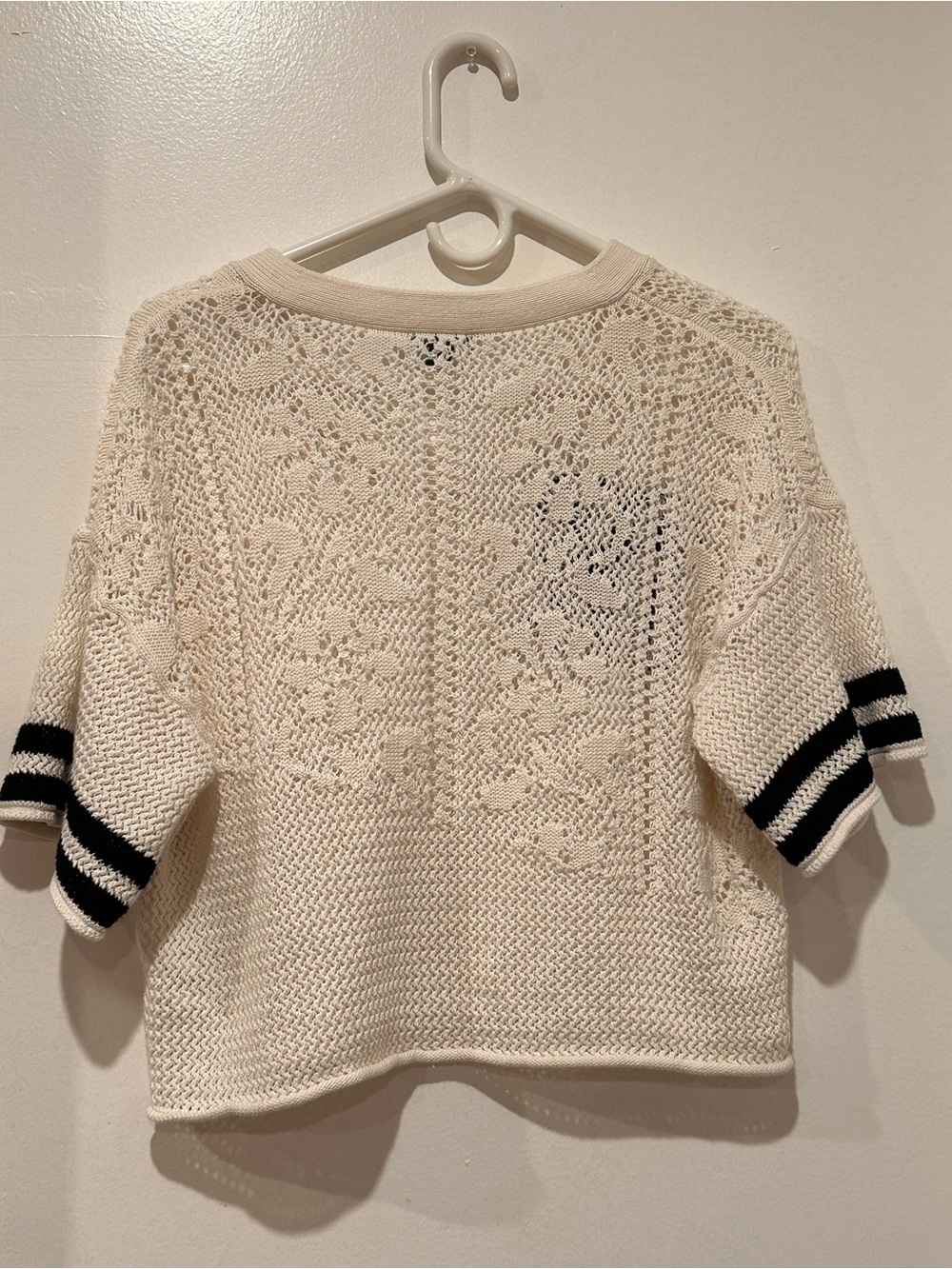 wild fable White Knit V-Neck Sweater Top with Black Details 100% Cotton - Picture 3 of 10